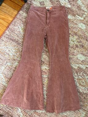 Free People Women’s Size 28 Mauve Corduroy Ultra Flared Bell Bottoms Pants